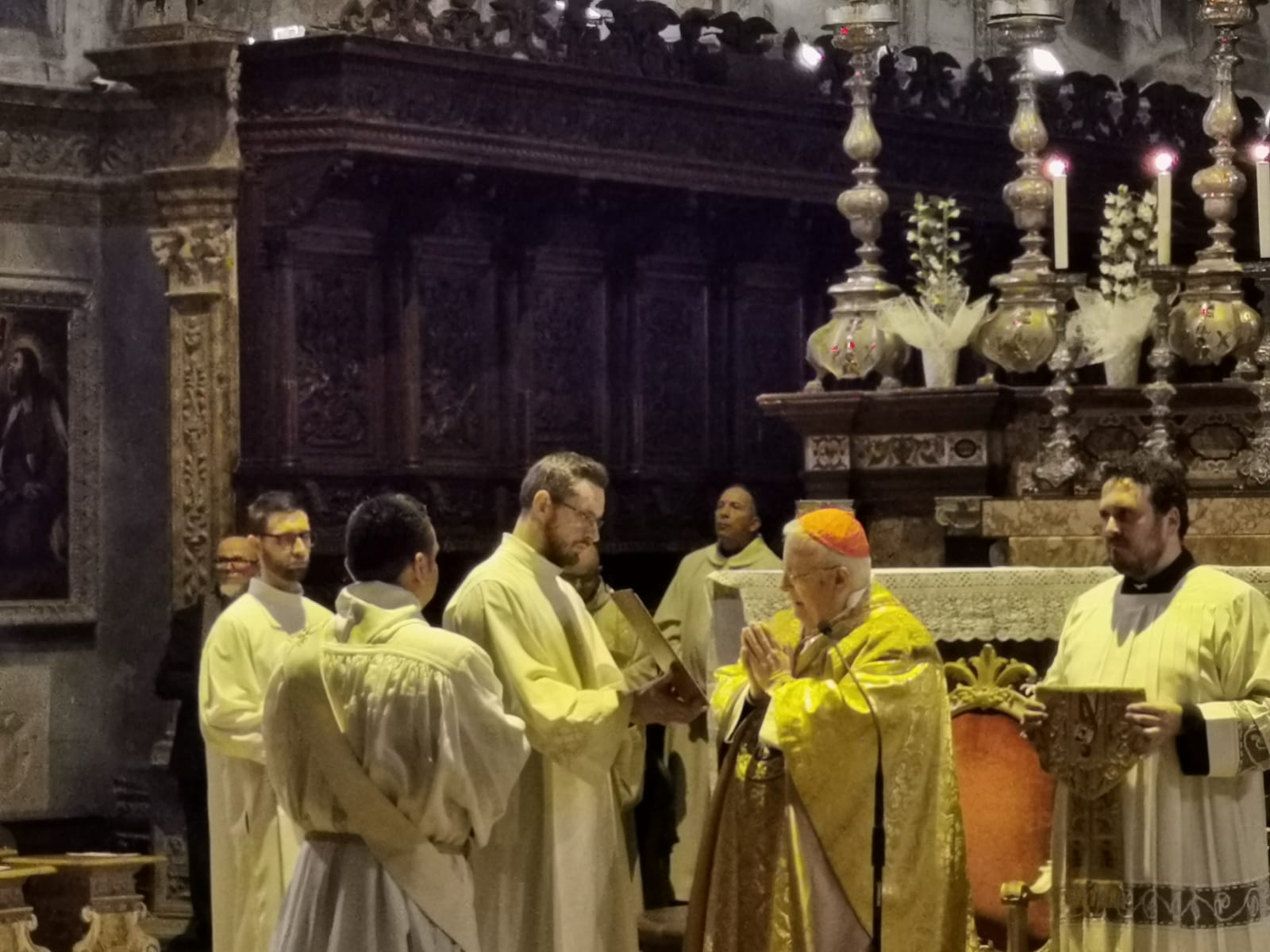 ORD SACERDOTATLE BENEDETTINO BASILICA S PIETRO PG F3