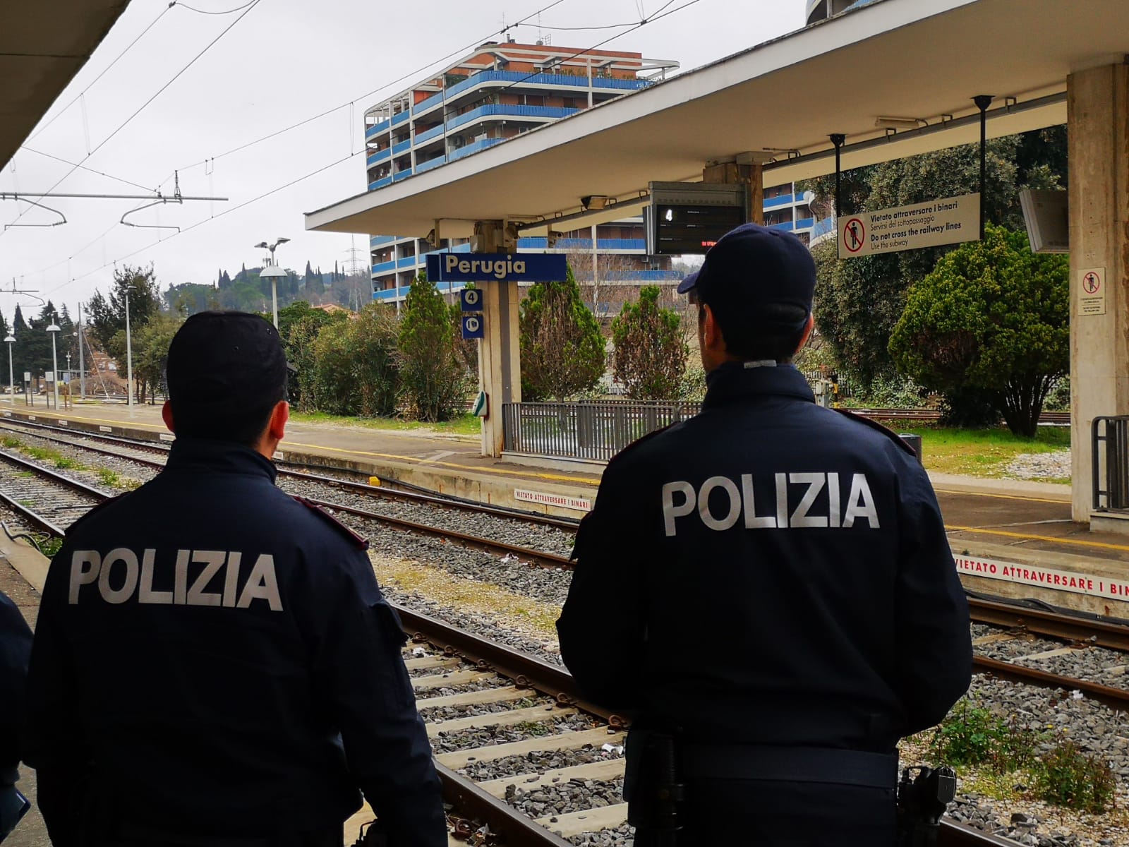 Polfer Binario cartello Perugia