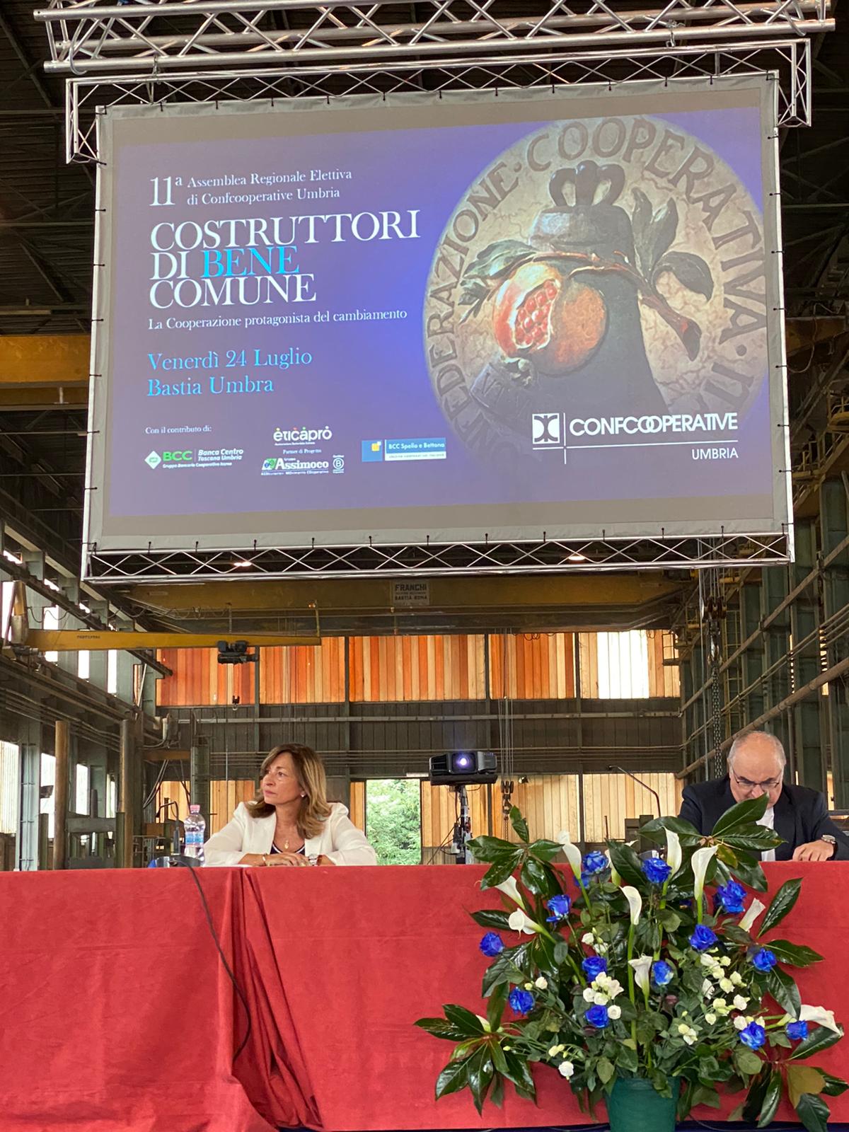 Tesei assemblea Confcooperative
