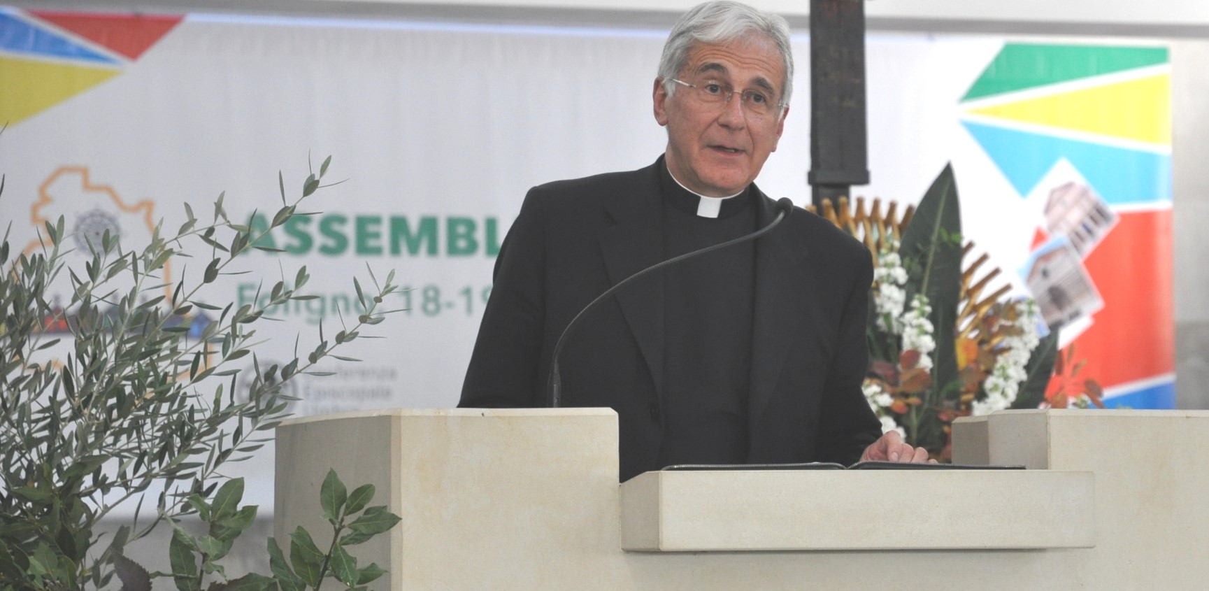 arcivescovo renato boccardo presidente ceu