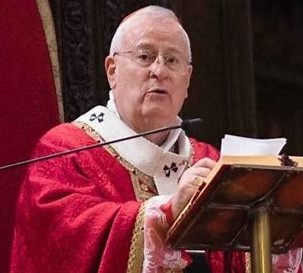 card bassetti durante omelia in cattedrale pg