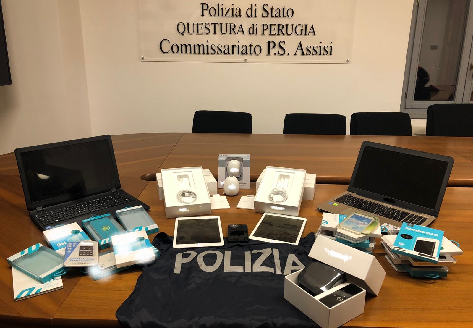 foto comunicato stampa assisi ricettazione 2020 01 15