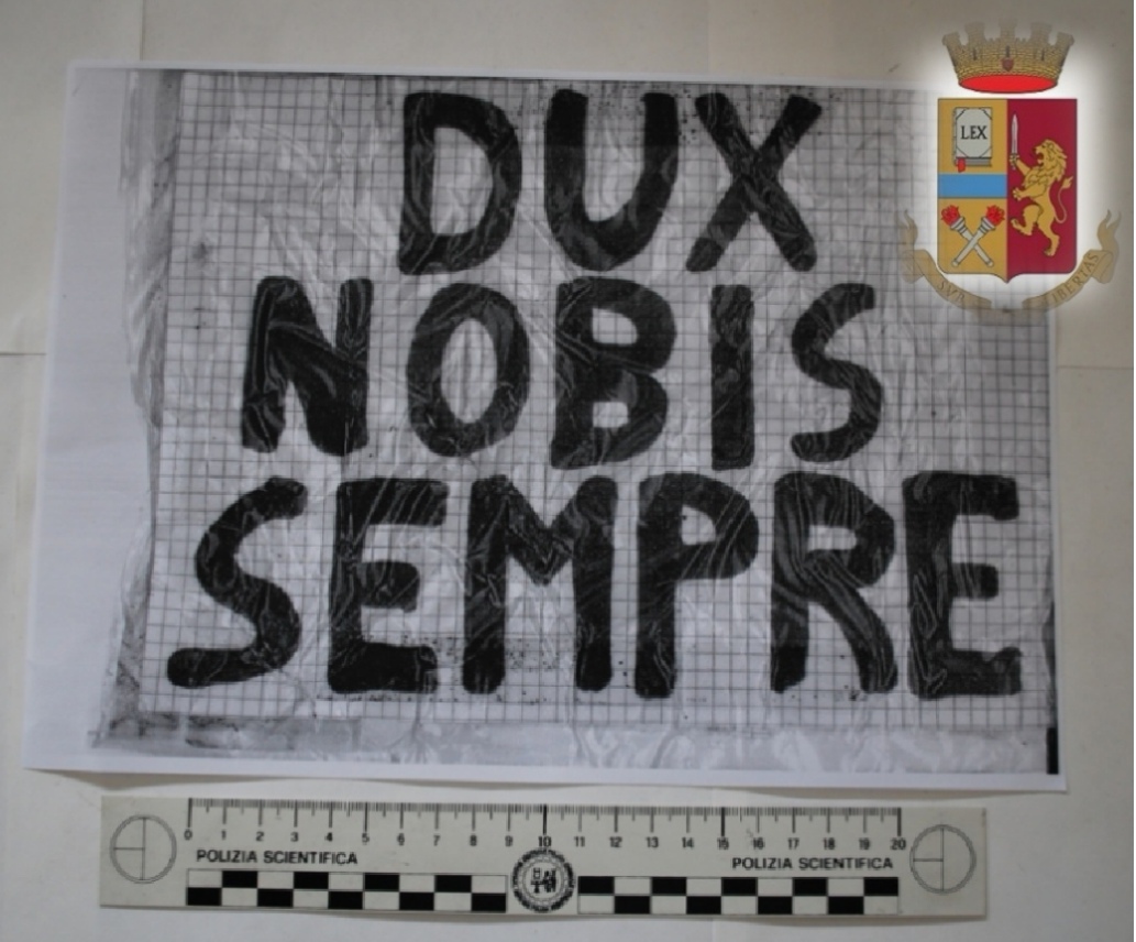 foto con logo