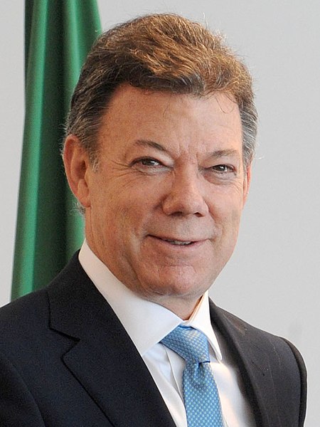 450px Juan Manuel Santos and Lula cropped