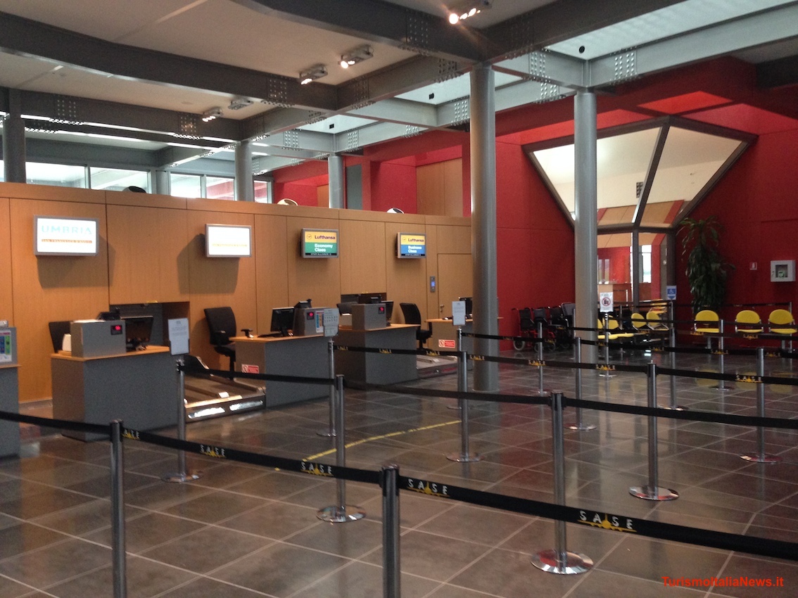 AeroportoPerugia3