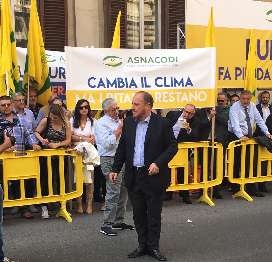 Agabiti alla manifestazione a Roma