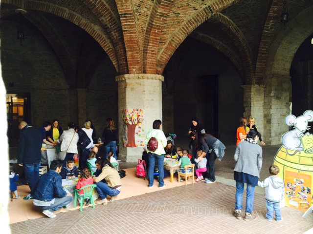 Aquilone vola Todi Portici Comunali 16052015