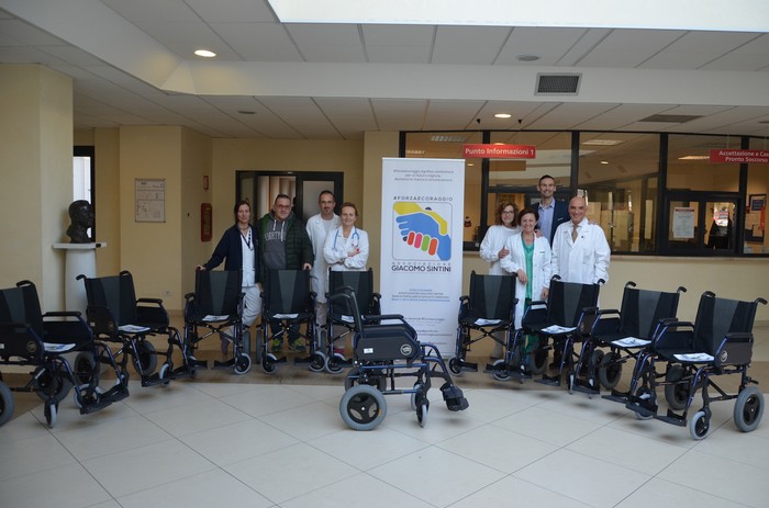 Donazione carrozzine 2015