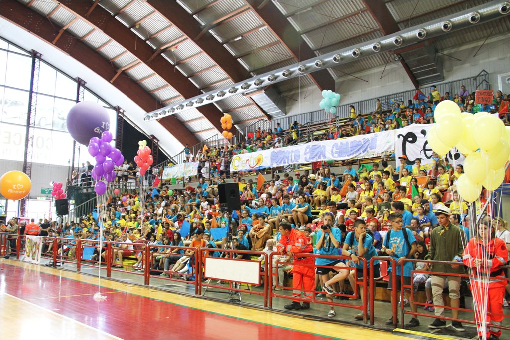 Gr.Est in festa al palasport evangelisti