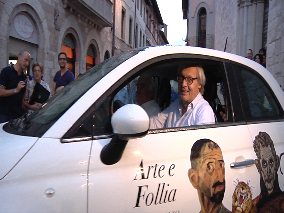 Sgarbi sulla 500 Satiri auto