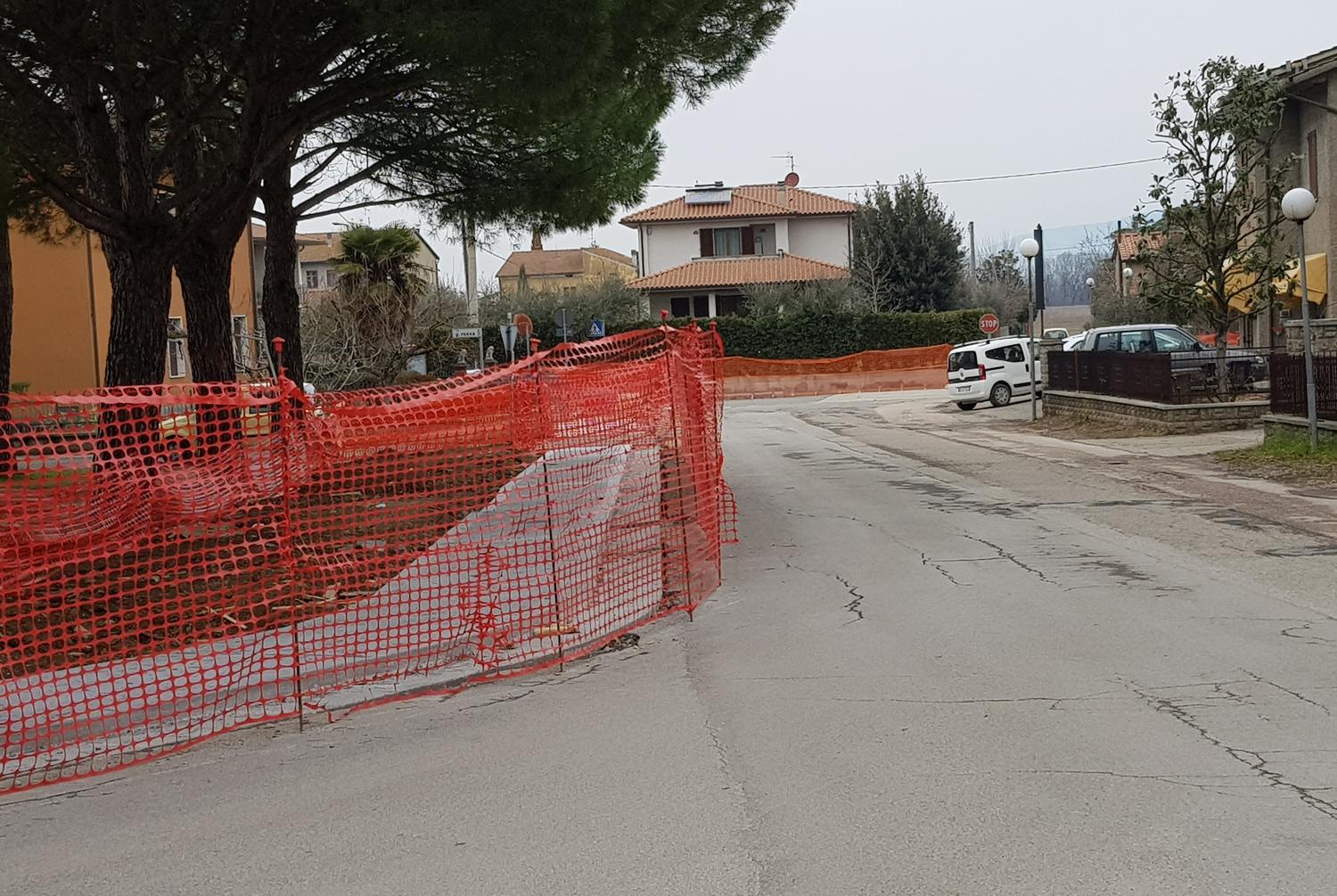 Castiglione marciapiede 2