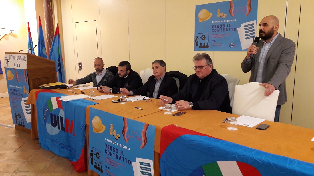 Il tavolo dei relatori2