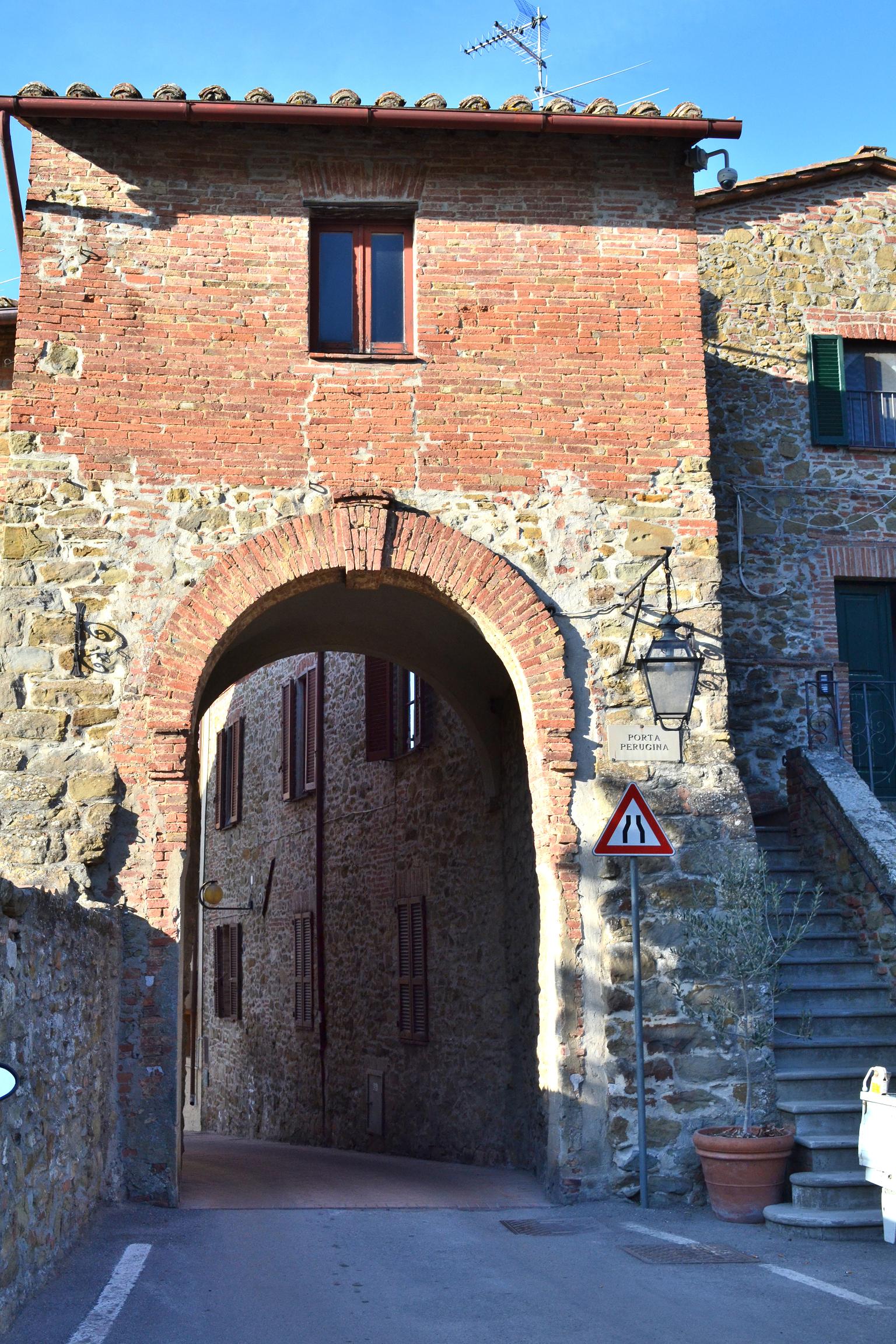 Porta Perugina Paciano