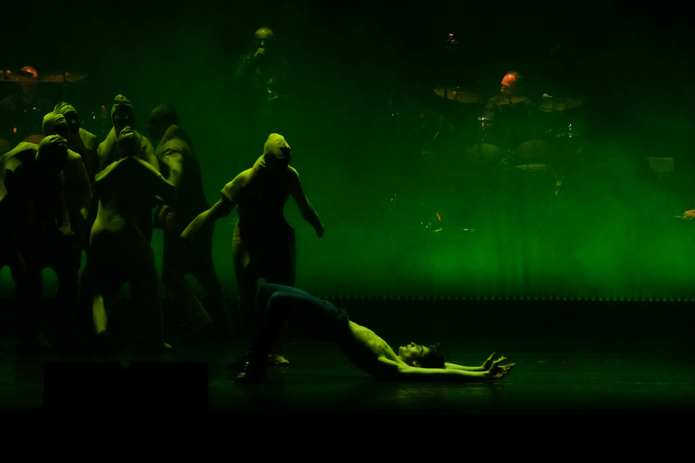 The Lamb Lies Down on Broadway 4