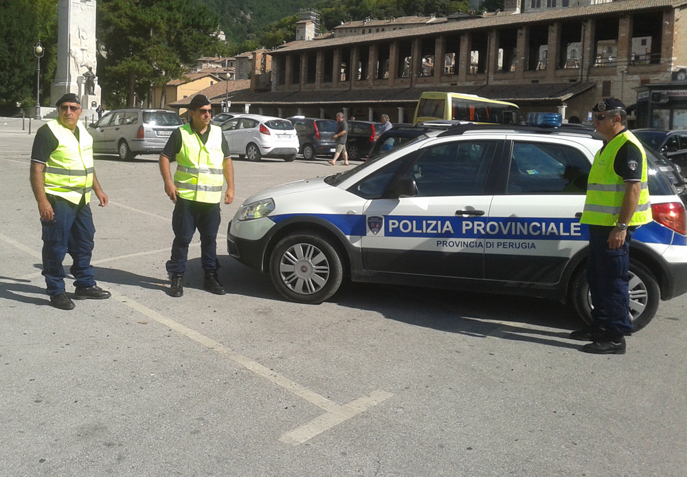 polizia provinciale WEB 20130828 102836