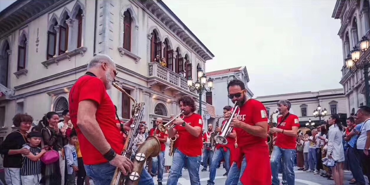 ujc2