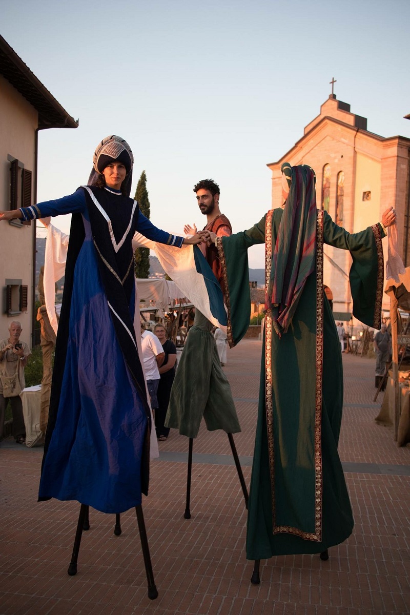 12 trampolieri