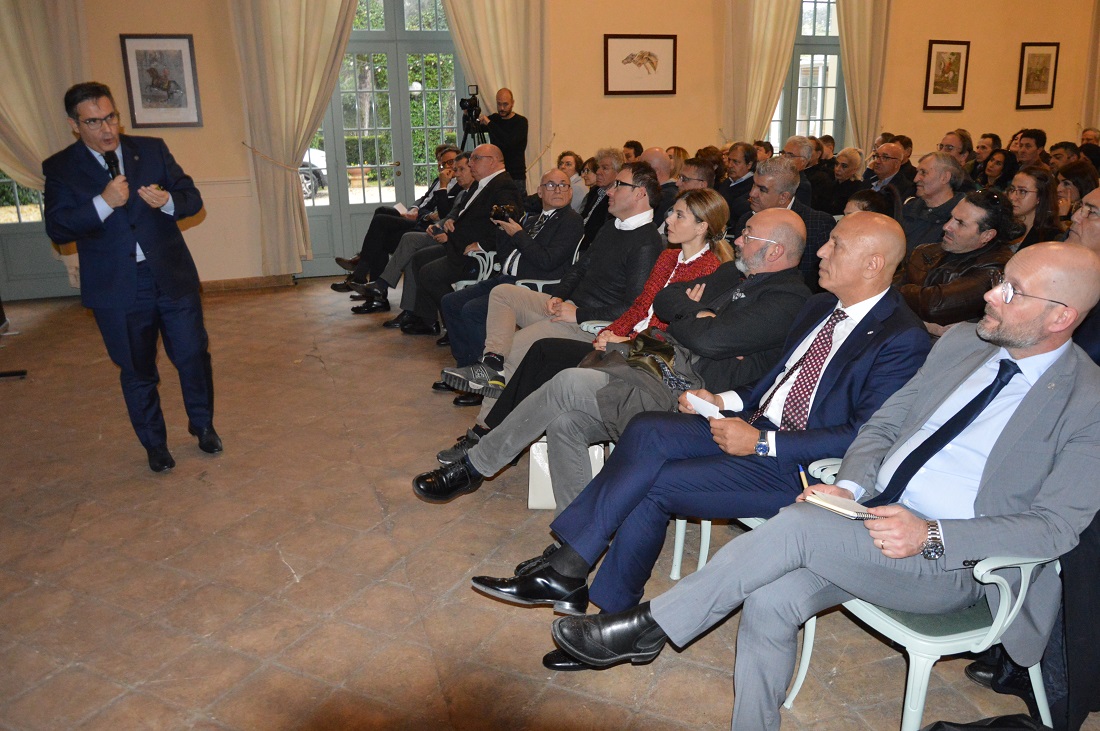 In piedi Franco Nicosia e seduti da destra Sebastiano Gambera e Abdalla Abou Shanab