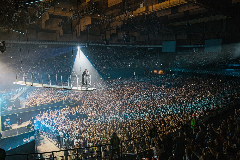 Mengoni live 4