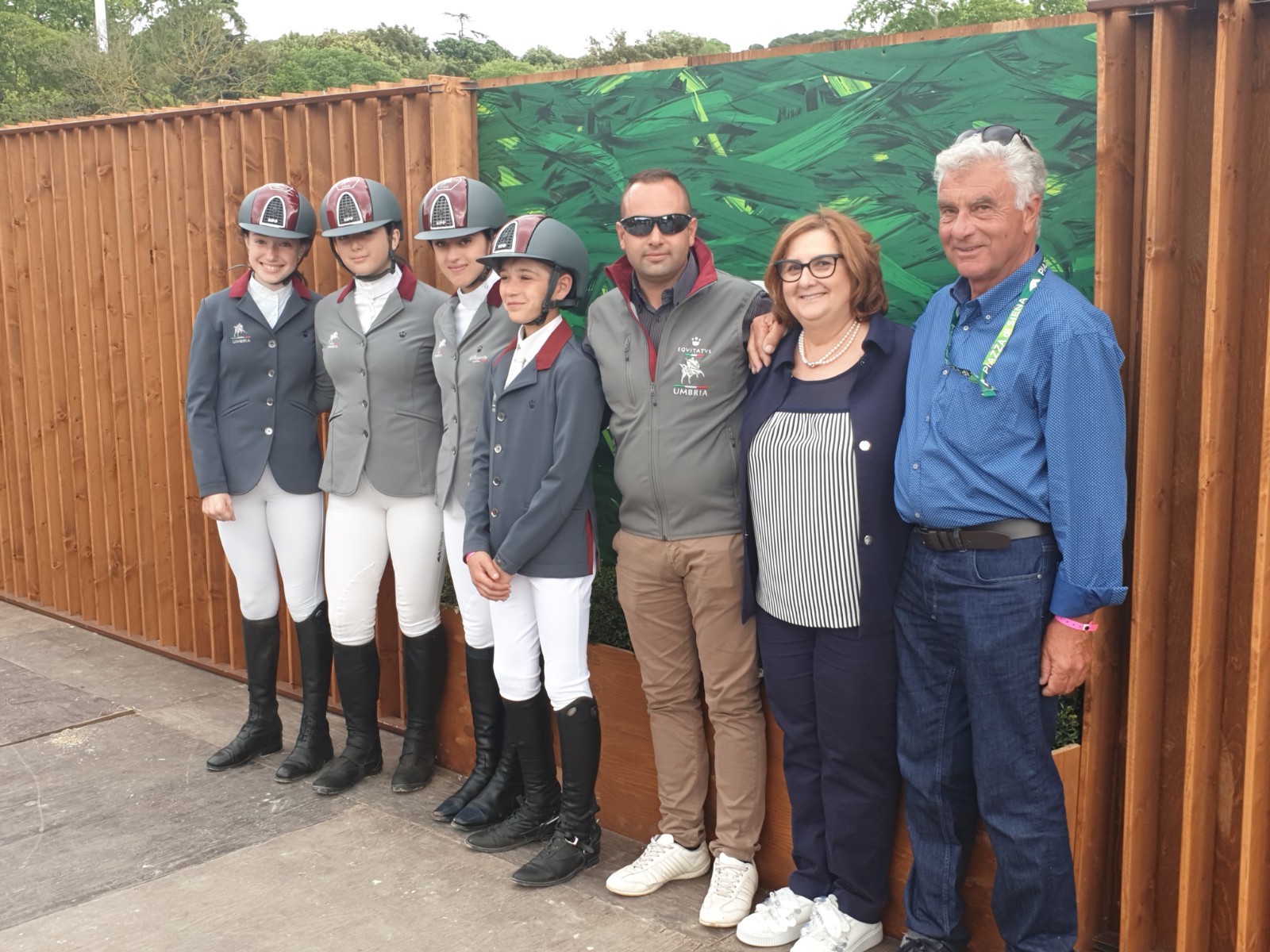 Mirella Bianconi e il team umbro vincitore della Coppa del presidente al Csio di Roma