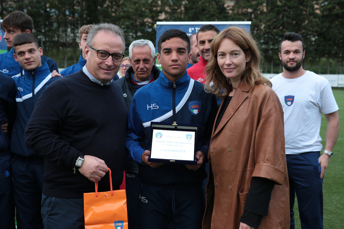 Repace e Capotondi premiano Under 16 LND