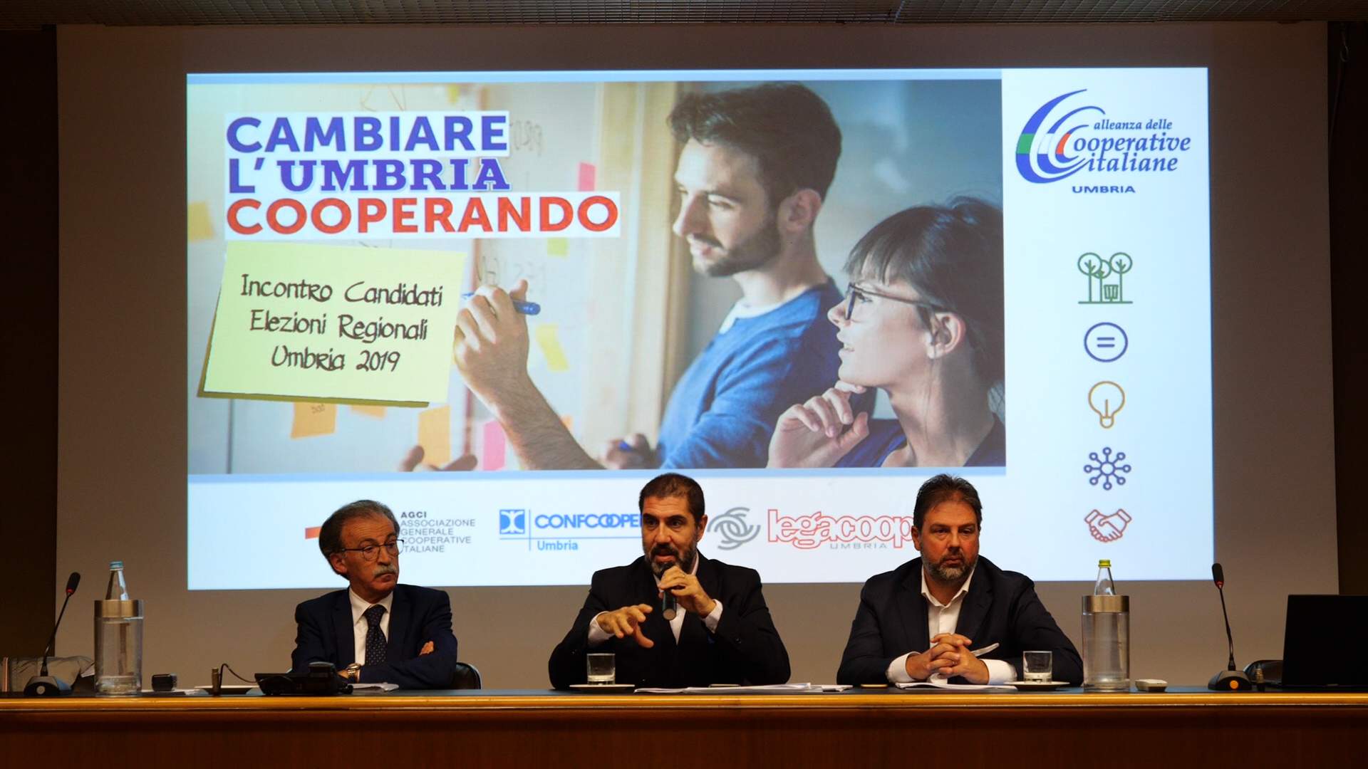 SX Dino Ricci Legacoop CENTRO Carlo di Somma Confcooperative DX 