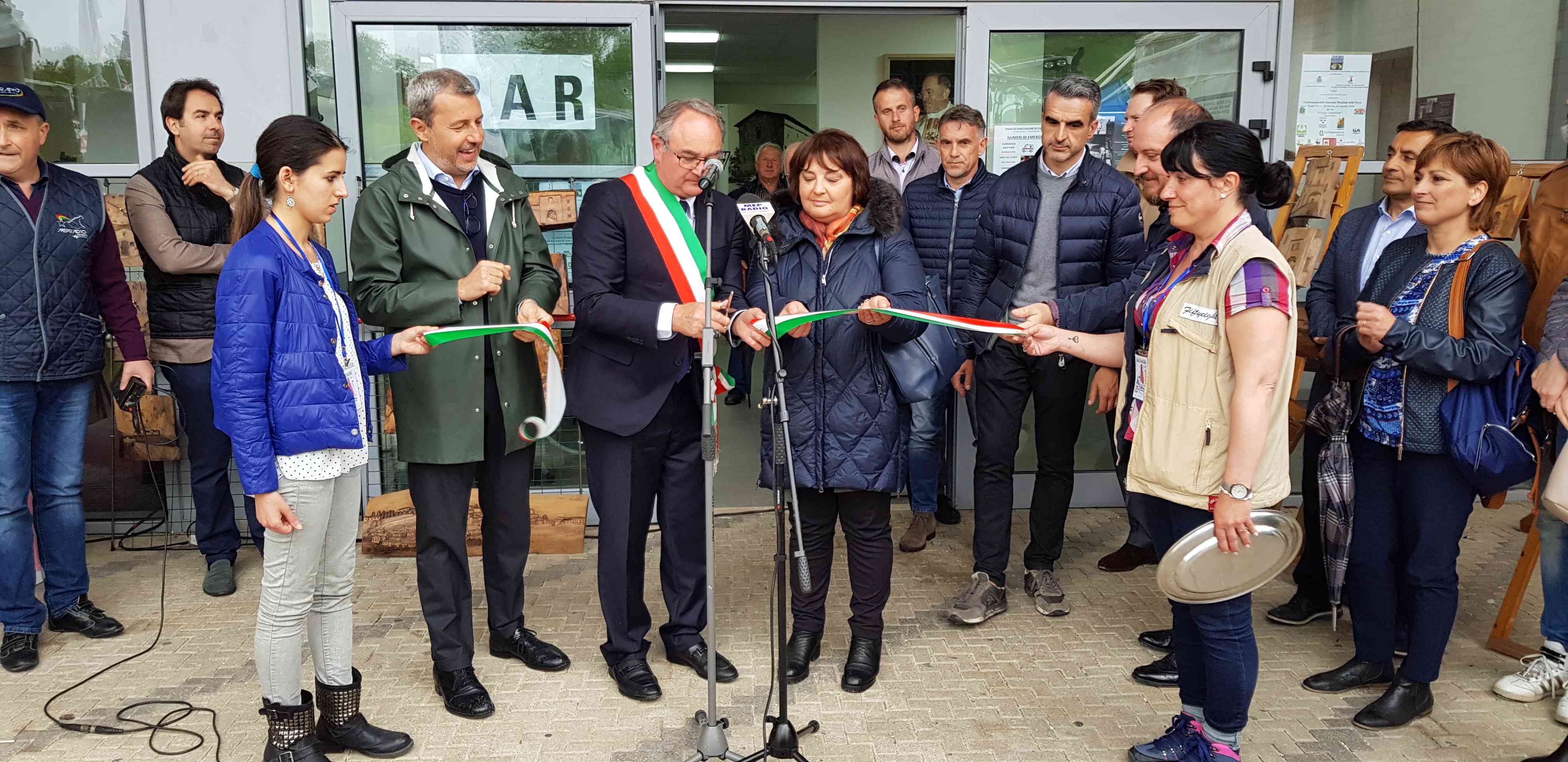 Taglio Nastro 2