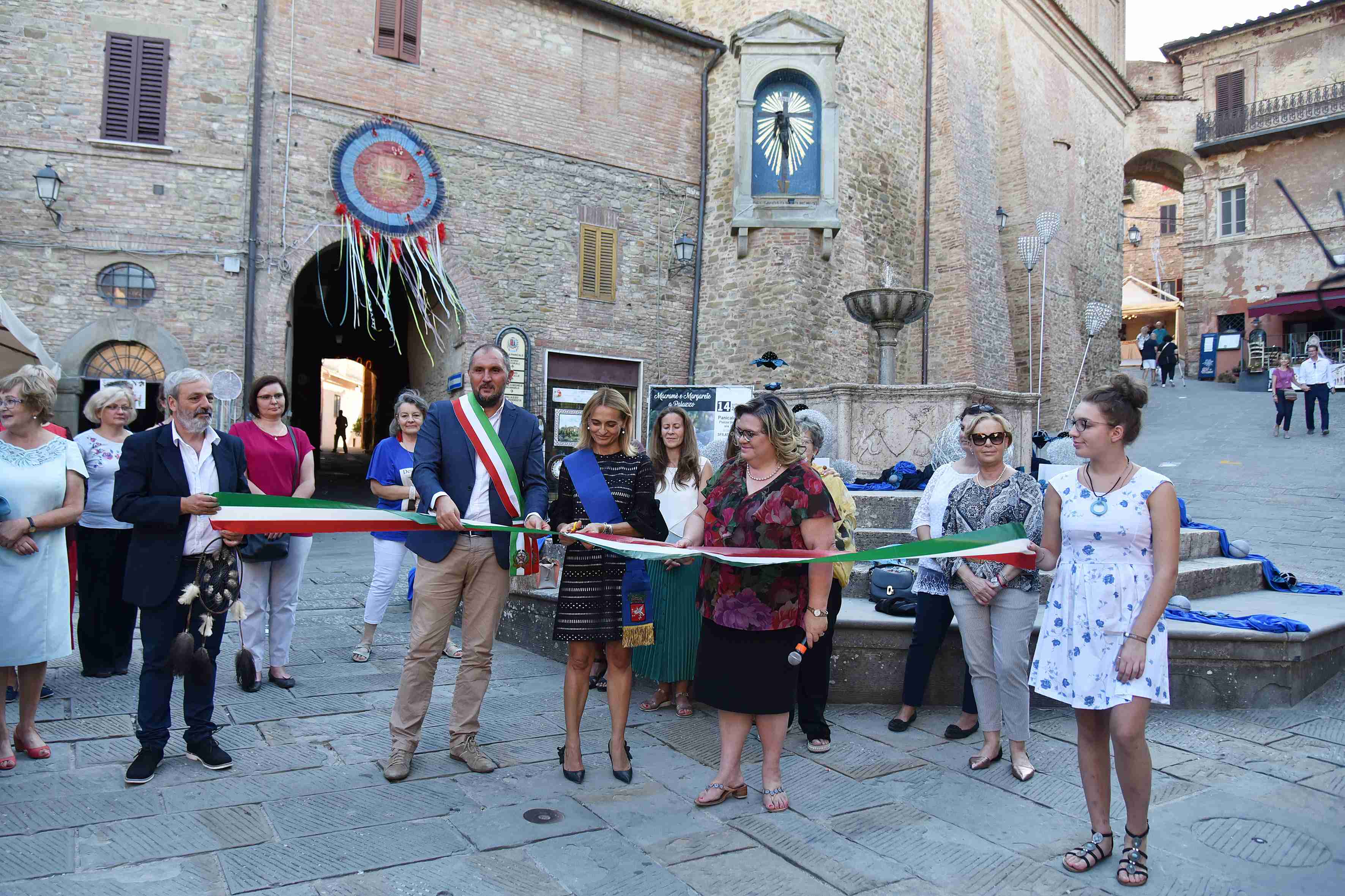 Taglio del nastro