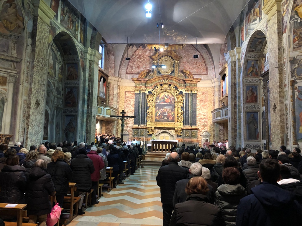 la celebrazione eucaristica della riapertura al culto della chiesa di monteluce dicembre 2018