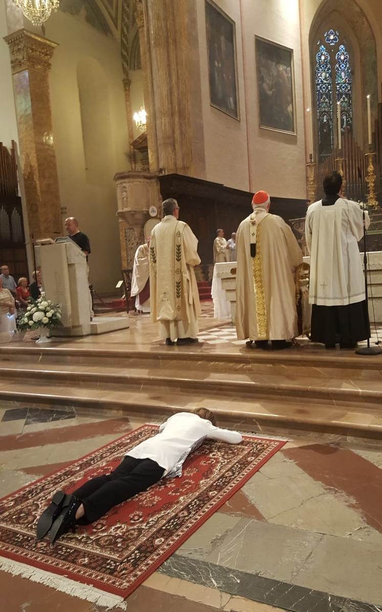 cattedrale pg tamara di girolamo durante la consacrazione ordo virginum f1