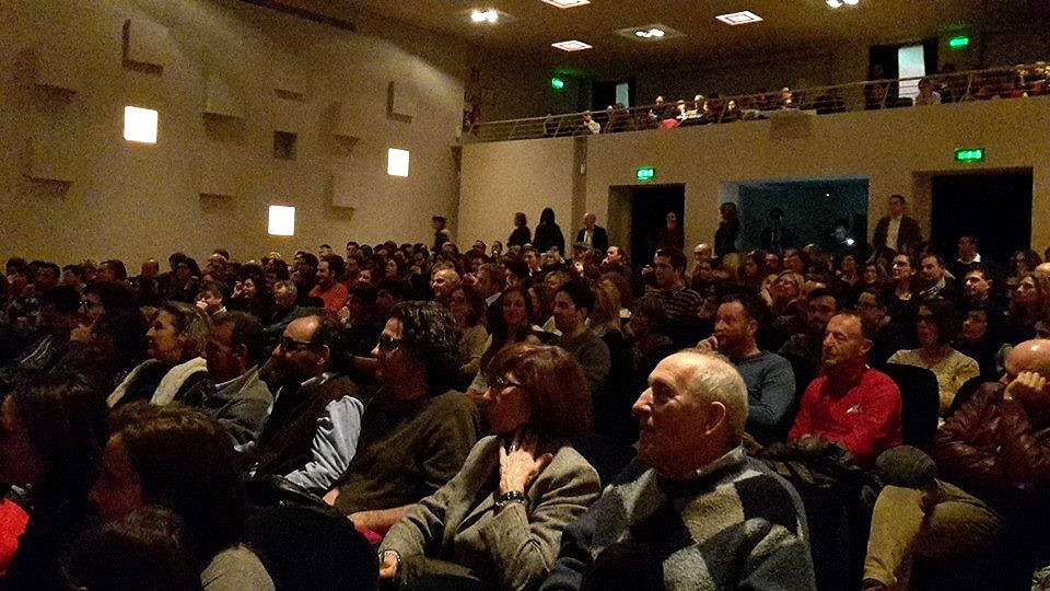 A pubblico