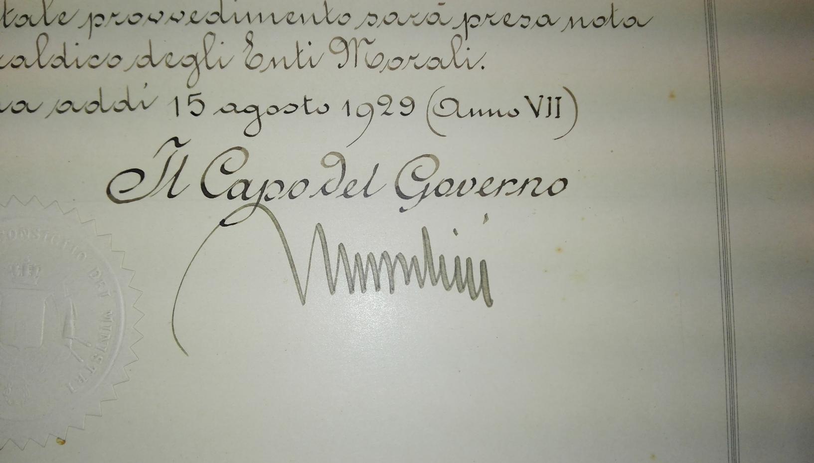 FirmaMussolini