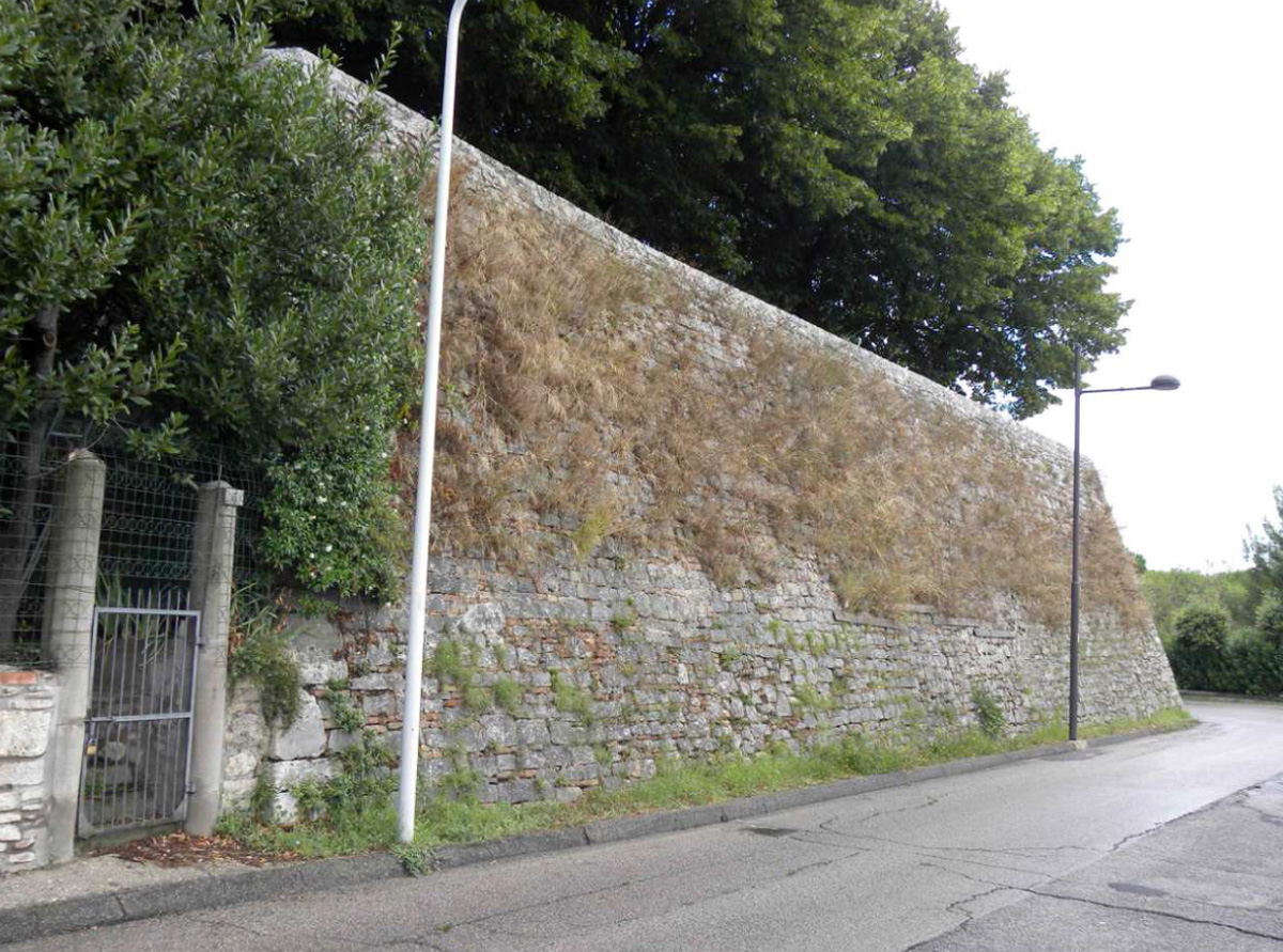 Mura urbiche Todi
