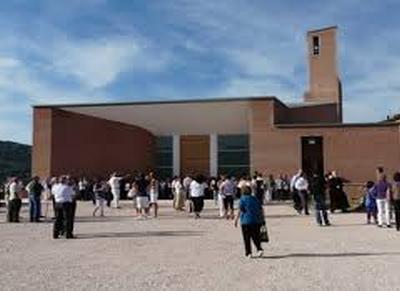 esterno chiesa parrocchiale di montelaguardiap