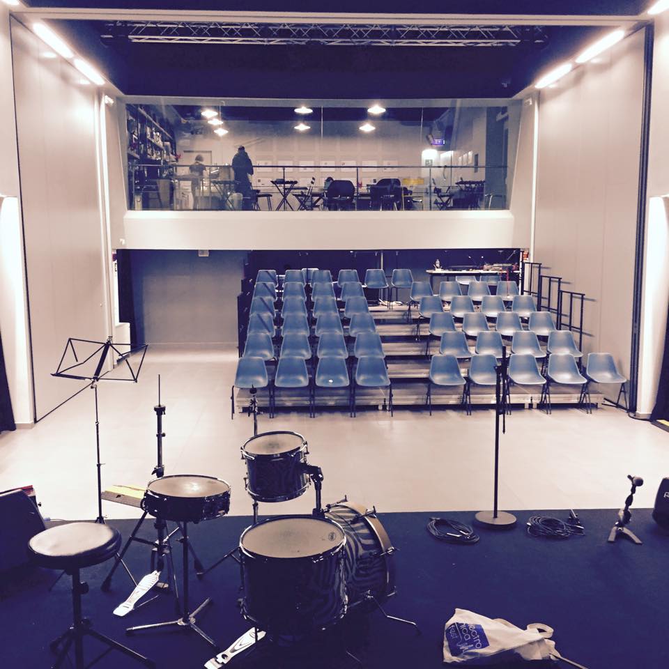 foto Zut palco e galleria