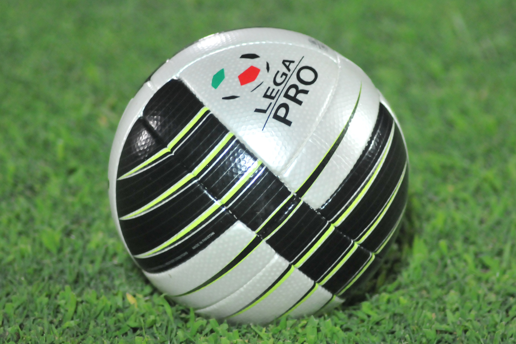 pallone lega pro