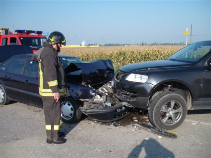 incidente stradale 19082010 005 420x315