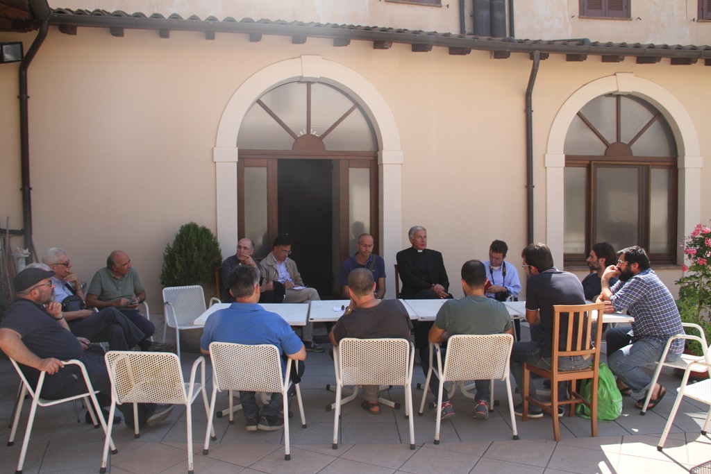 Mons Boccardo ed i direttori Caritas Umbria
