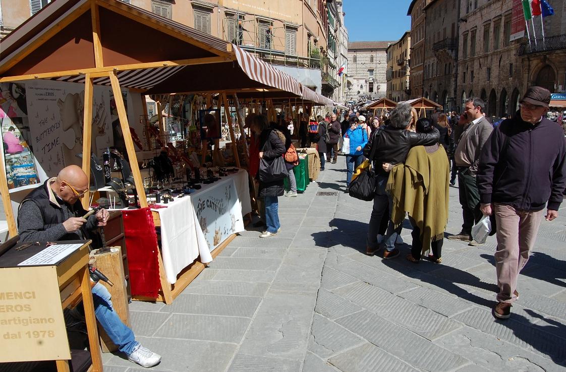 Stand in piazza della Repubblica