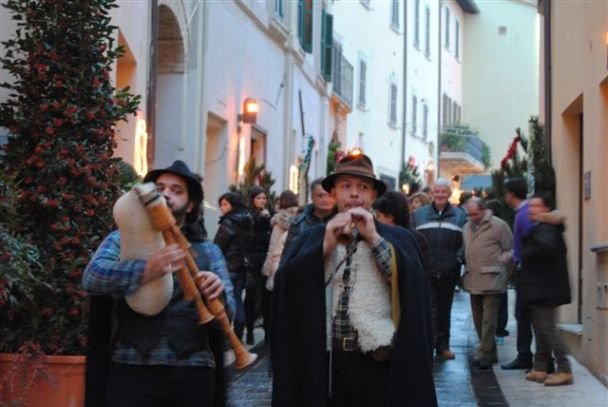 mercatino massa 1
